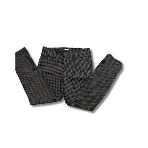 VAN HEUSEN WOMAN'S LEGGINGS CLASSIC FIT AND DESIGN ONLY USED FOR STUDIO SHOOTS